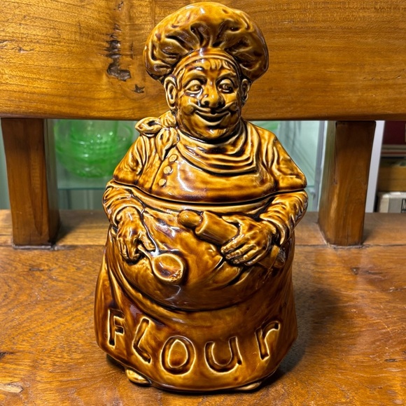 Vintage glazed ceramic Sadler, England flour kitchen canister - Picture 1 of 9